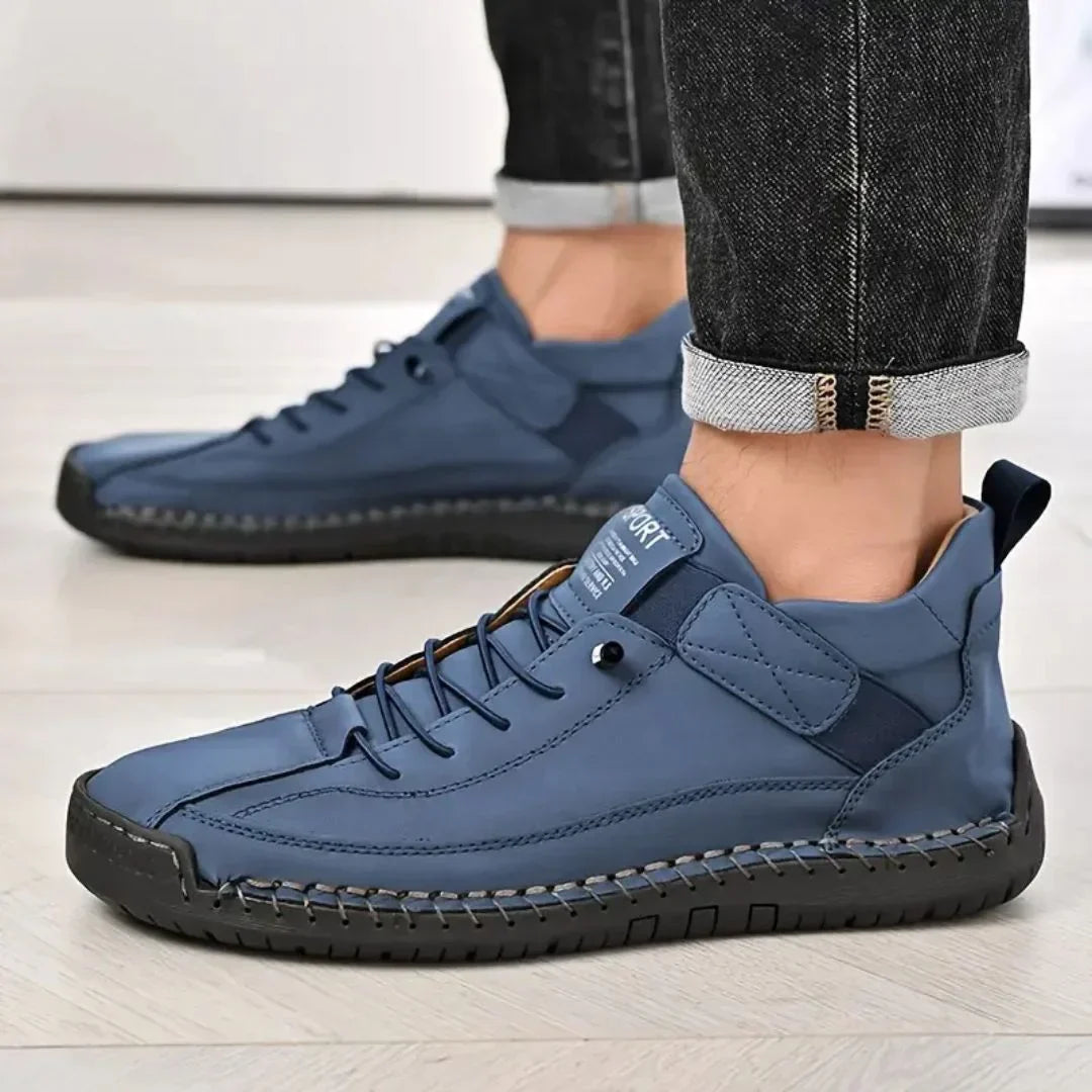 Baskets urbaines à lacets pour homme, silhouette épurée et semelle robuste