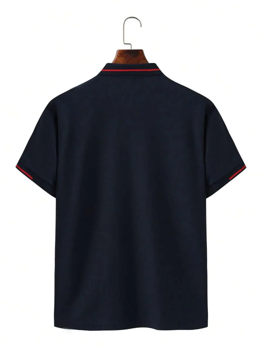 Polo pour homme en polyester à coupe classique avec détail de boutons