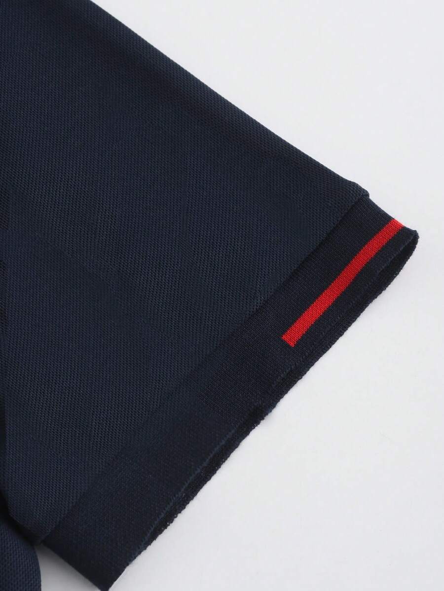 Polo pour homme en polyester à coupe classique avec détail de boutons