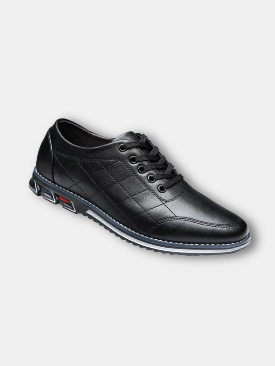 Chaussures élégantes pour homme au design épuré, disponibles en plusieurs coloris