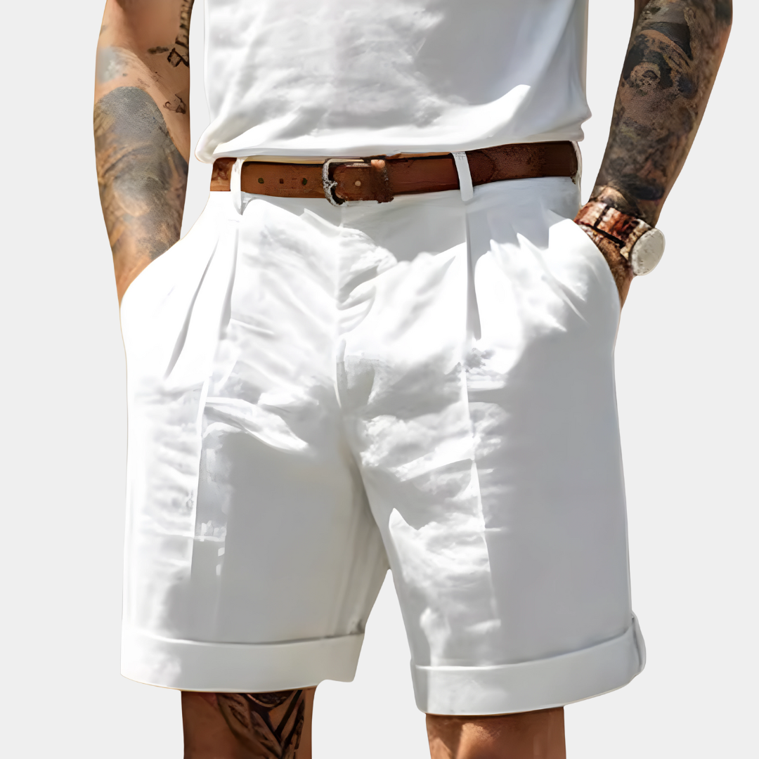 Bermuda en coton pour homme avec revers et plis avant, coupe ajustée