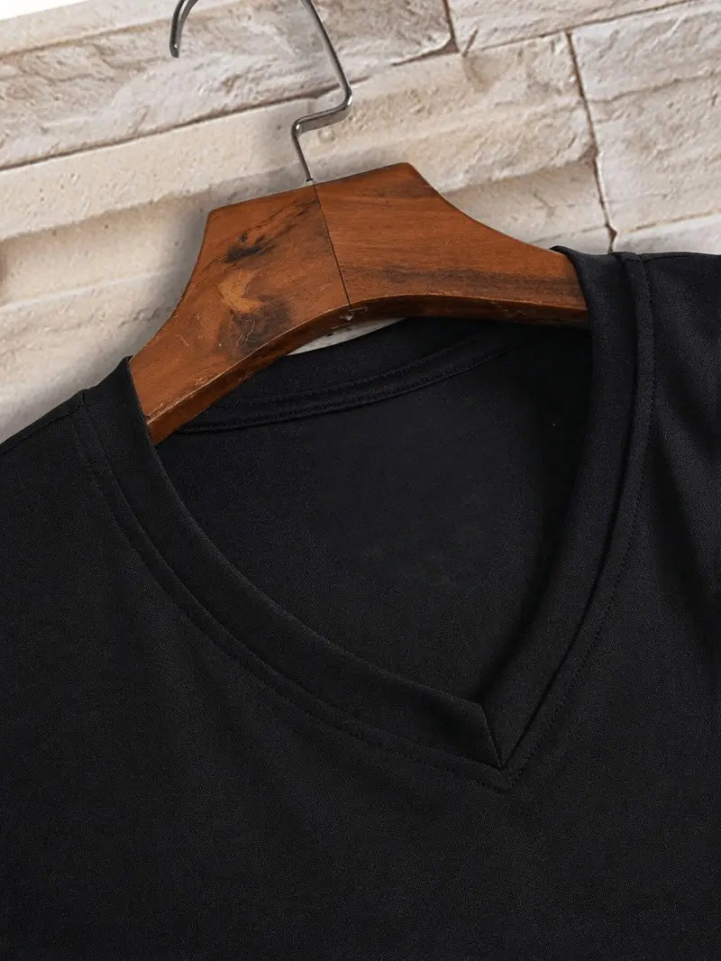 T-shirt à col en V pour homme à coupe près du corps, disponible en plusieurs coloris