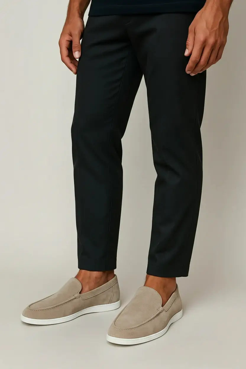 Mocassins en cuir velours pour homme à la surface veloutée et à la forme épurée