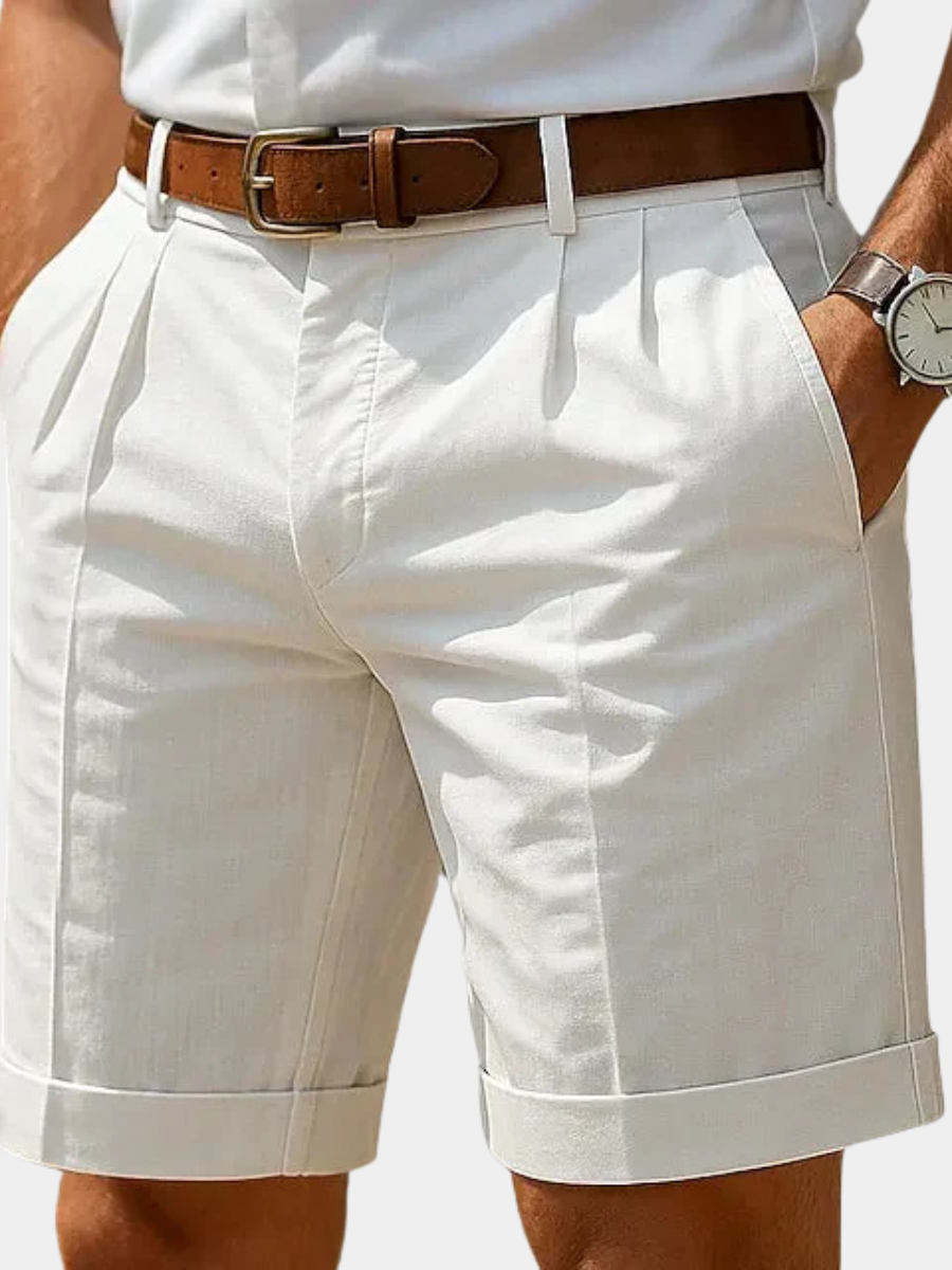 Short d'été plissé pour homme avec ourlet retroussé et poches latérales