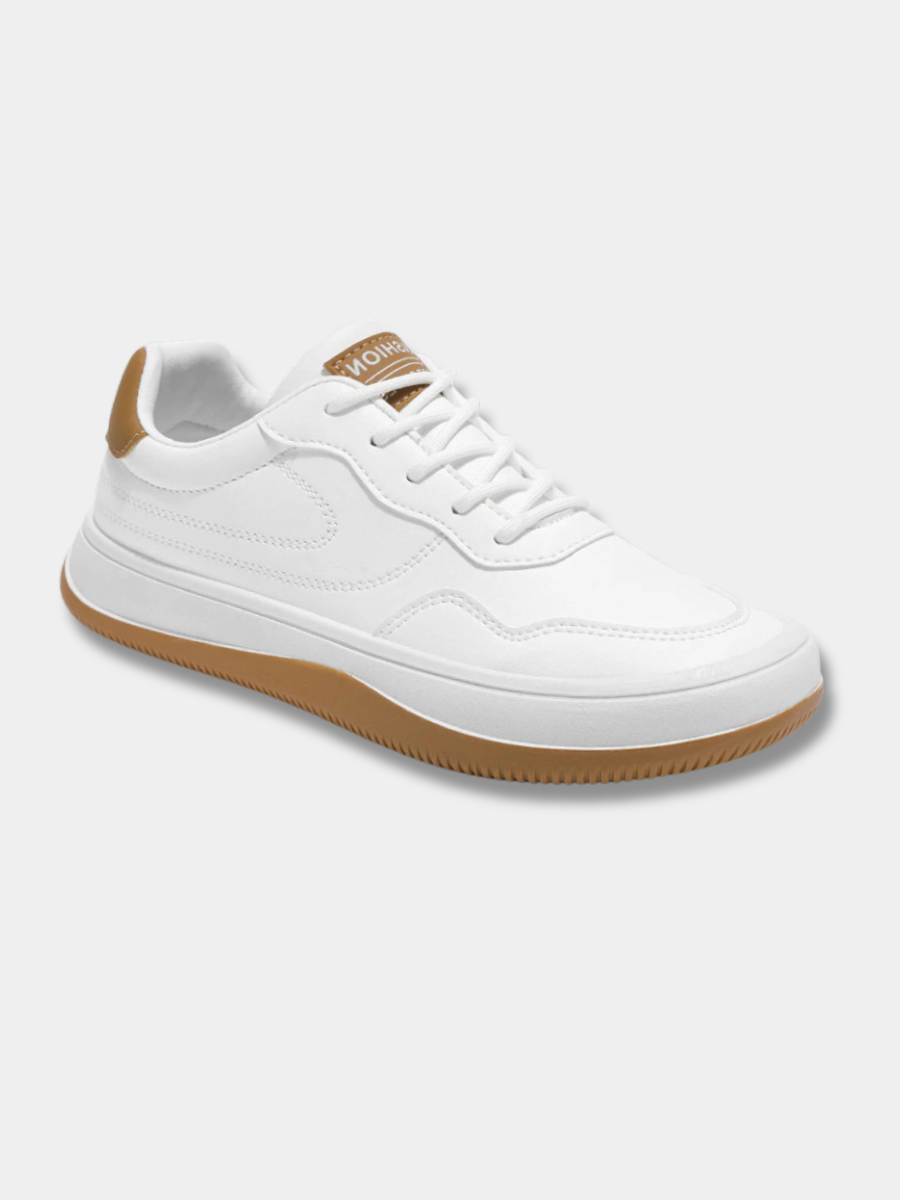 Baskets en cuir véritable pour homme disponibles en blanc et noir