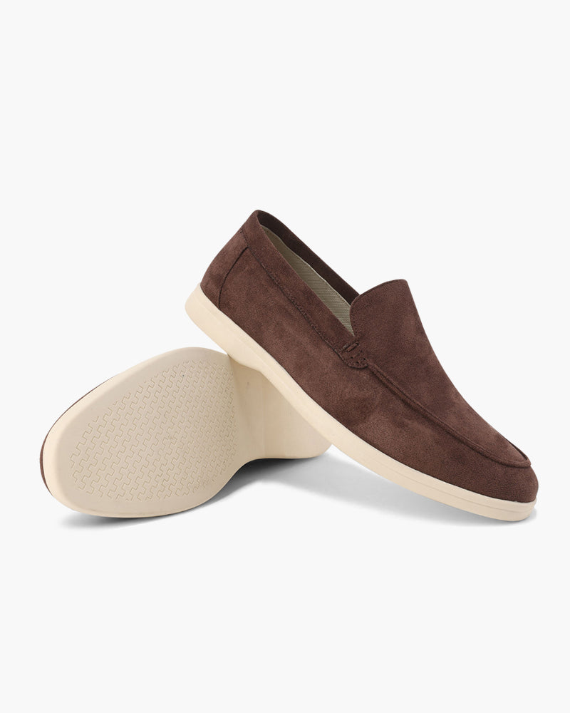 Mocassins en cuir suédé pour homme avec semelle antidérapante et finition artisanale