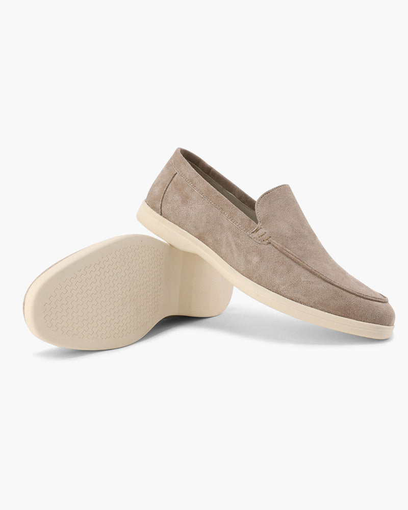 Mocassins en cuir suédé pour homme avec semelle antidérapante et finition artisanale