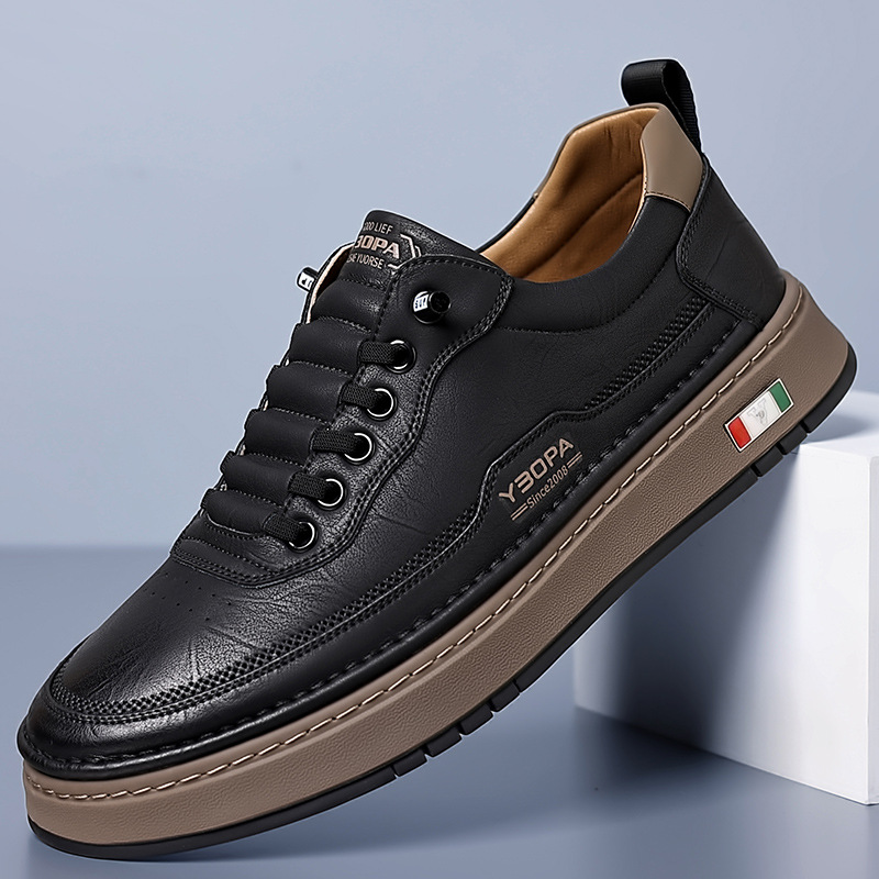 Sneakers en cuir texturé pour homme à silhouette élégante et semelle amortissante