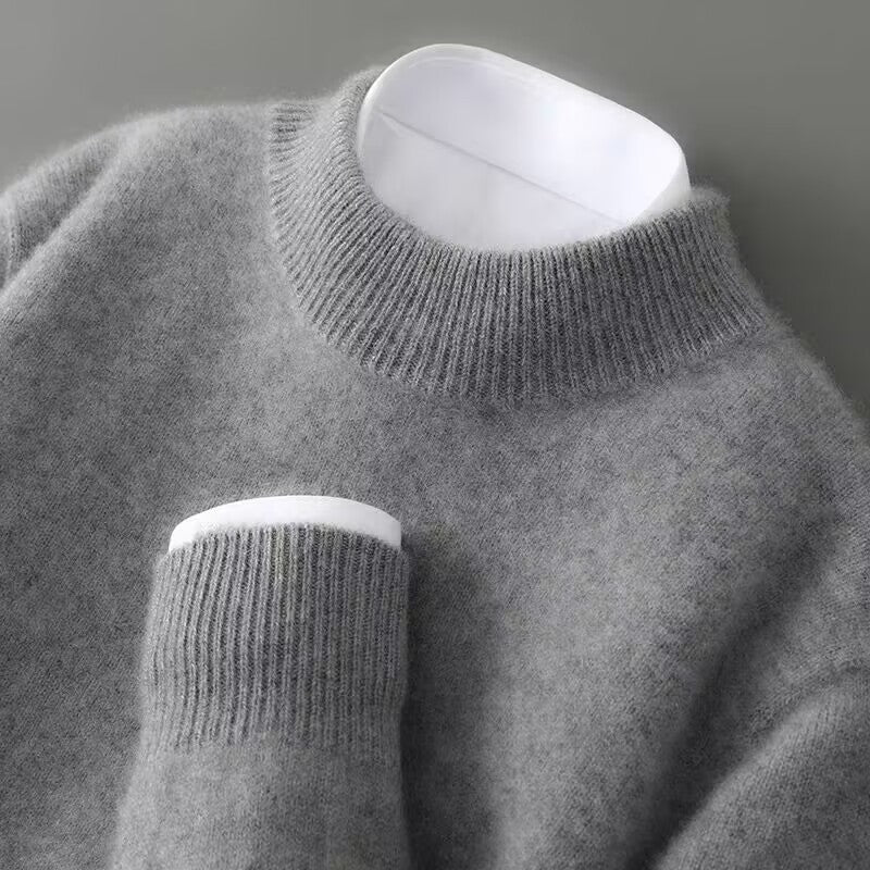 Pull en pur cachemire pour homme à coupe ajustée, disponible en plusieurs coloris