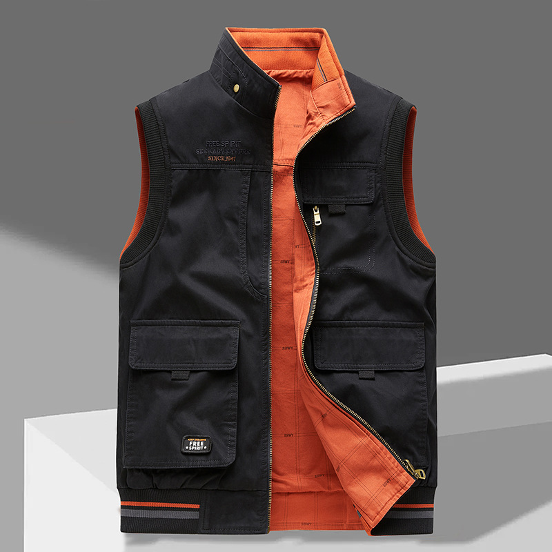 Gilet en coton pour homme aux épaules sculptées et bords côtelés contrastés