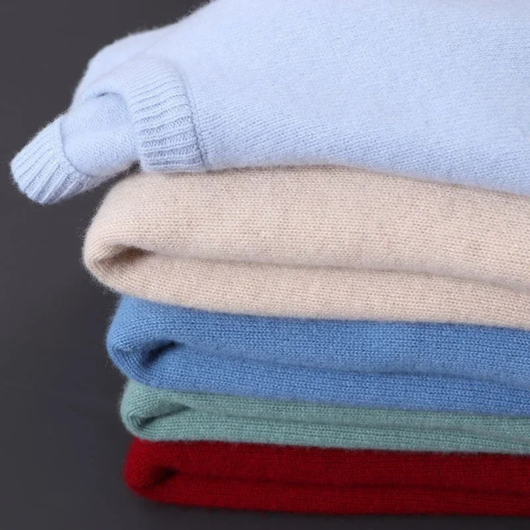 Pull en cachemire pour homme à coupe regular, disponible en plusieurs coloris