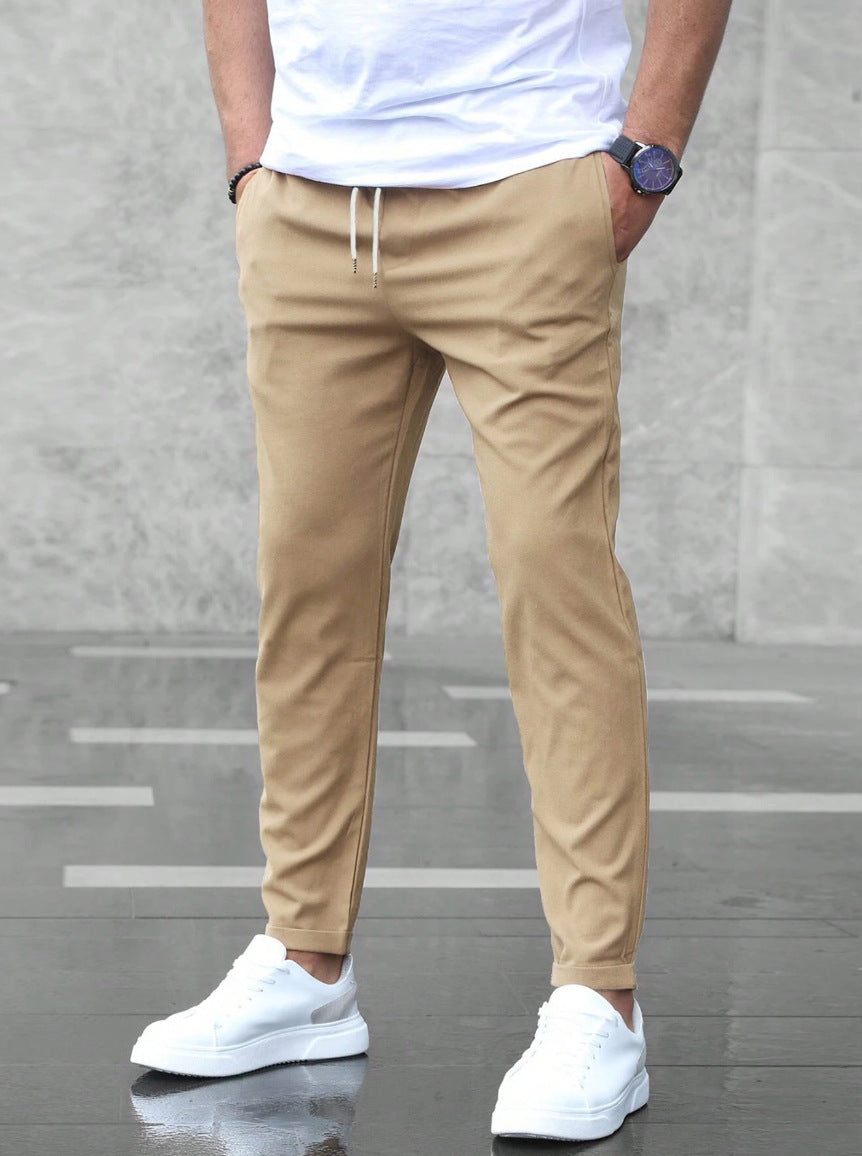 Pantalon extensible pour homme à coupe ajustée, décliné en plusieurs coloris