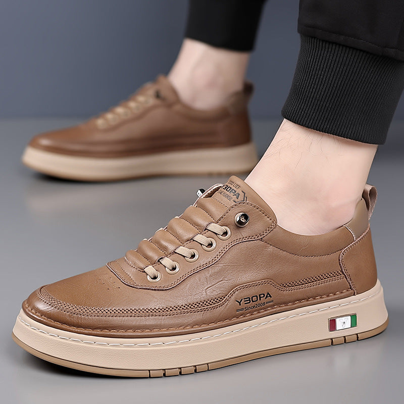 Sneakers en cuir texturé pour homme à silhouette élégante et semelle amortissante