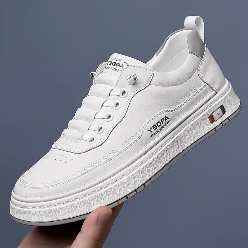 Sneakers en cuir texturé pour homme à silhouette élégante et semelle amortissante