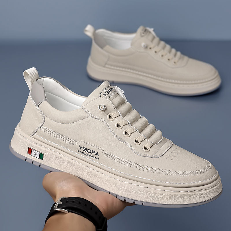 Sneakers en cuir texturé pour homme à silhouette élégante et semelle amortissante