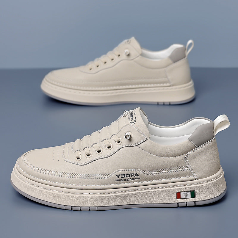 Sneakers en cuir texturé pour homme à silhouette élégante et semelle amortissante