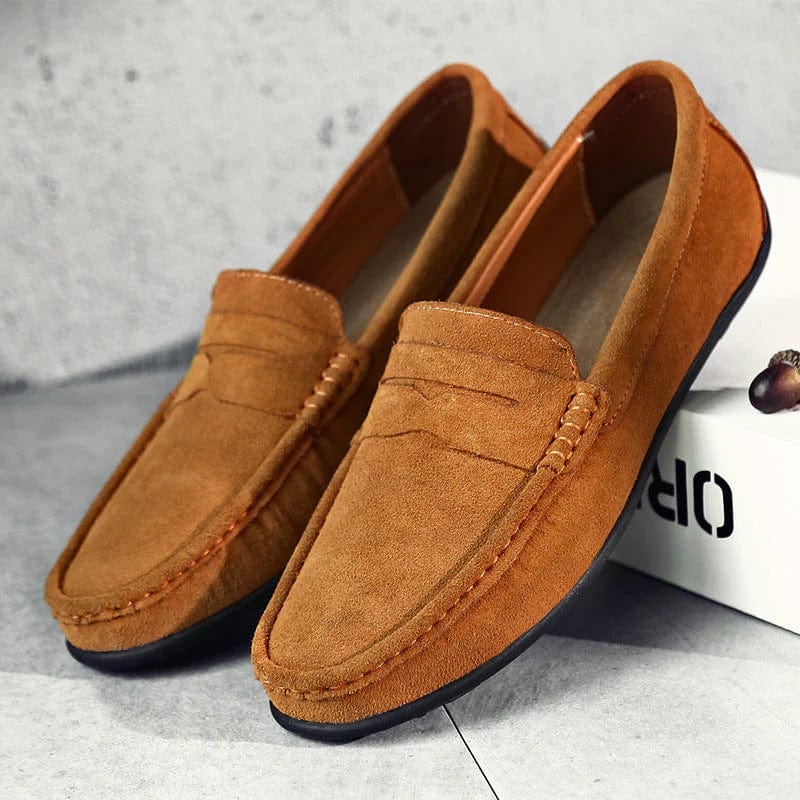 Mocassins à brides pour homme au profil bas avec bande décorative et coutures apparentes