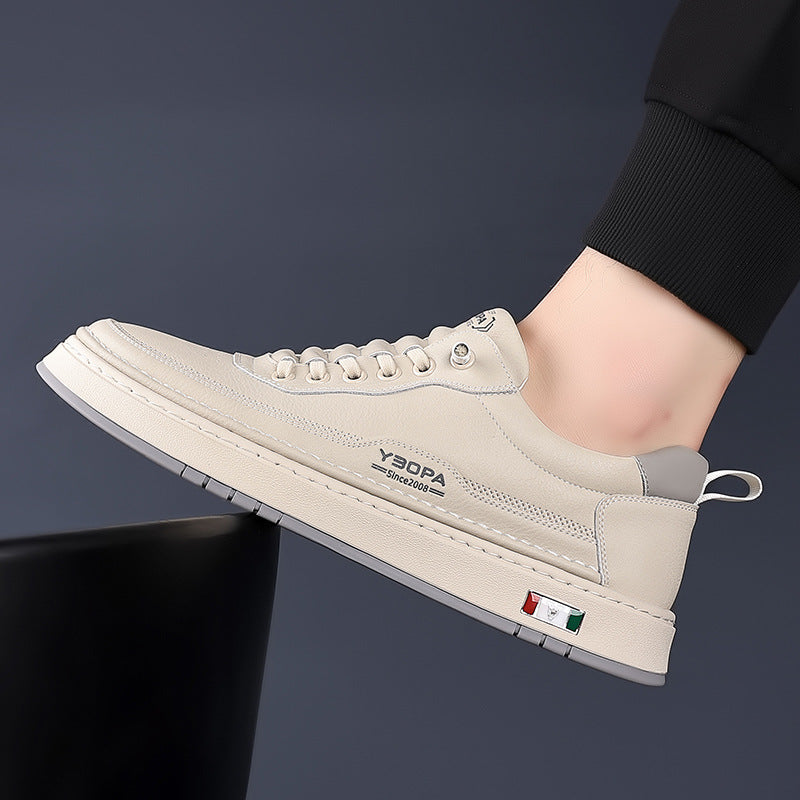 Sneakers en cuir texturé pour homme à silhouette élégante et semelle amortissante