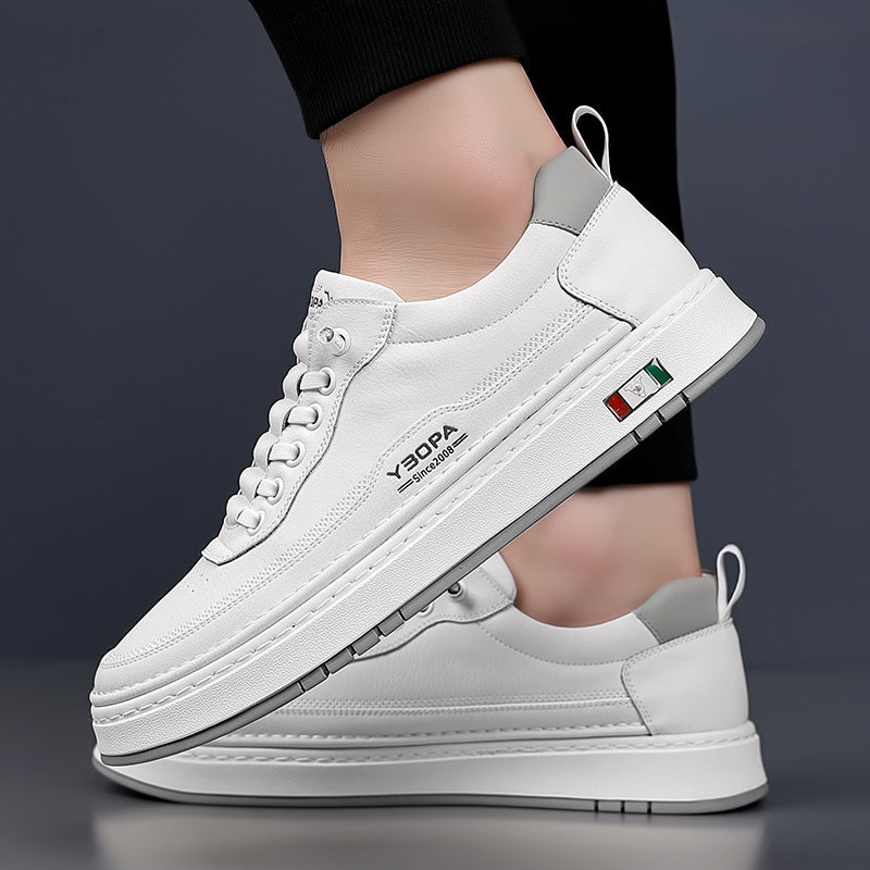Sneakers en cuir texturé pour homme à silhouette élégante et semelle amortissante