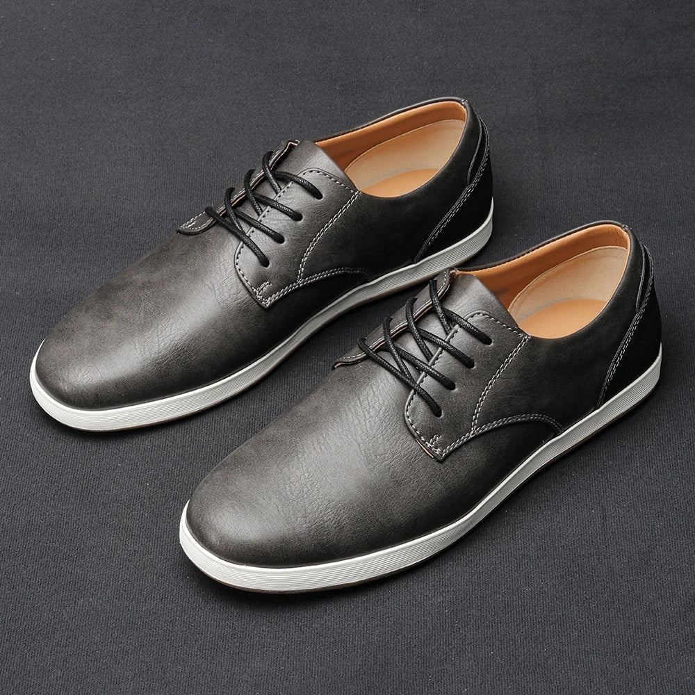 Baskets en cuir véritable pour homme au design moderne et élégant