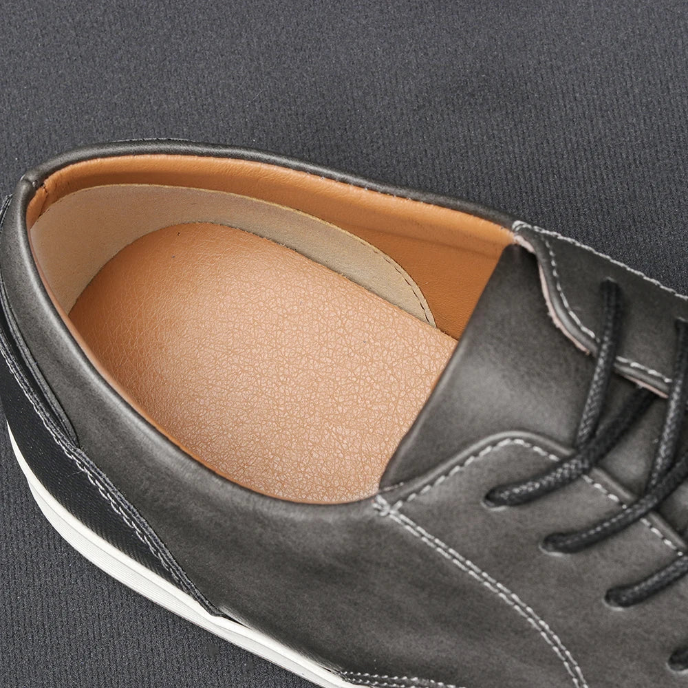 Baskets en cuir véritable pour homme au design moderne et élégant