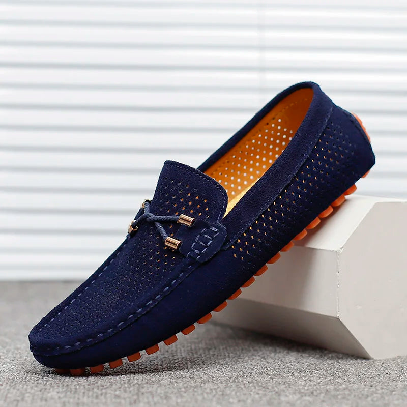 Mocassins de conduite homme à tige perforée avec détail lacet et coutures contrastées