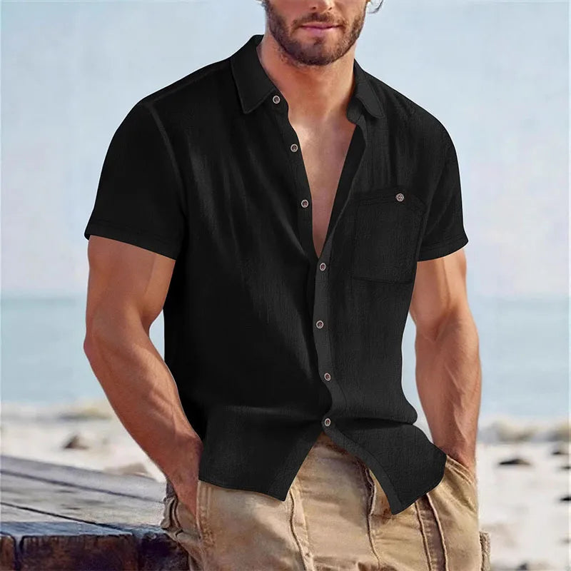 Chemise d'été pour homme à col ouvert et coupe droite avec poche poitrine