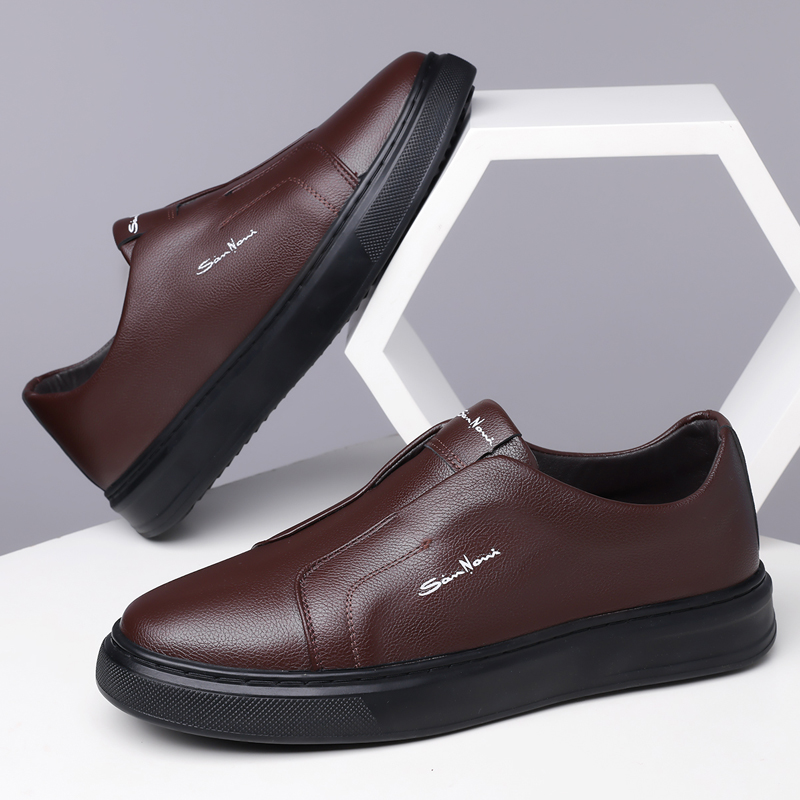 Sneakers slip-on sans lacets pour homme à la tige épurée