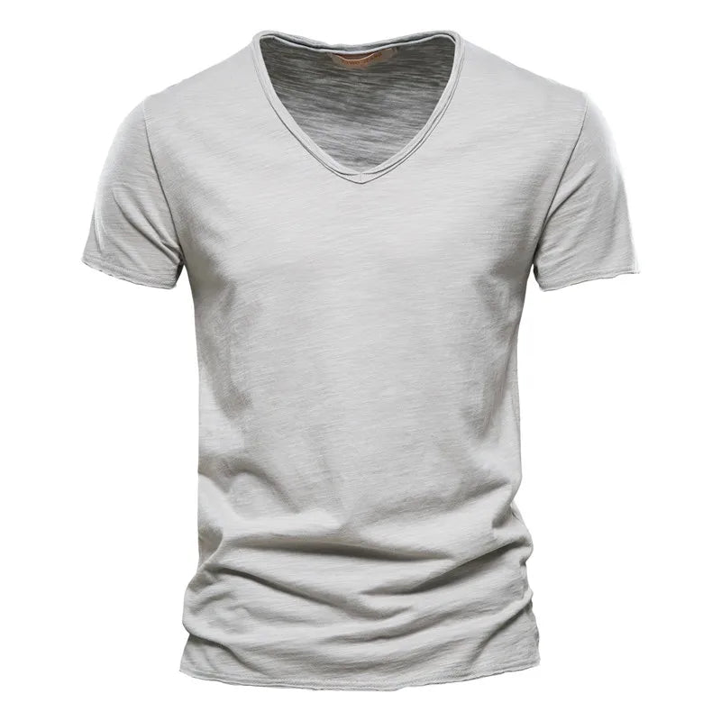 T-shirt à col en V en coton pour homme, coupe classique et style épuré