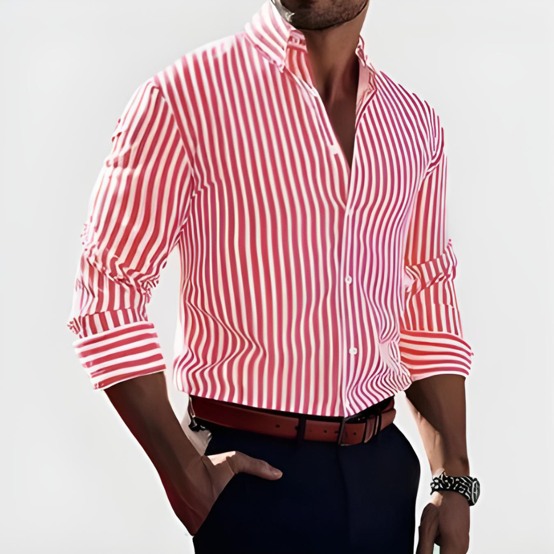 Chemise homme à rayures verticales de coupe ajustée