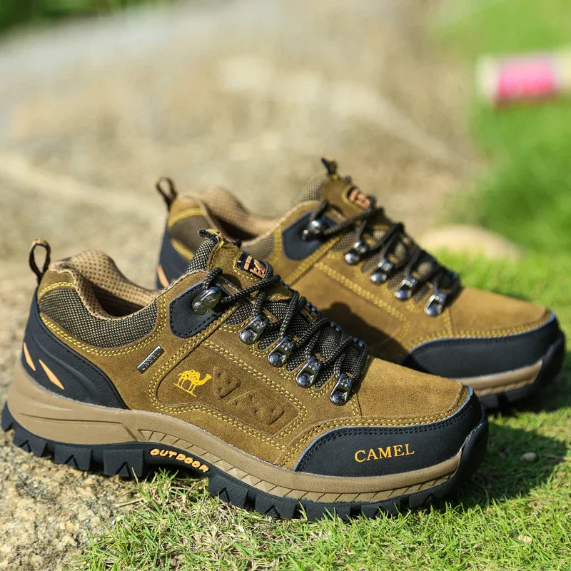 Chaussures d'extérieur pour homme avec semelle à crampons pour la randonnée