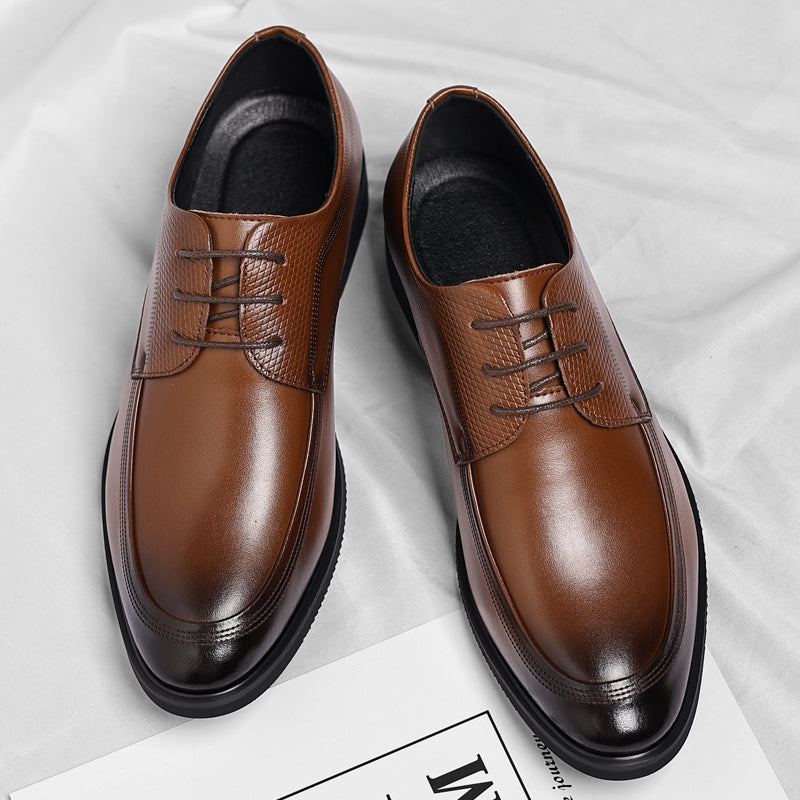 Chaussures oxford en cuir brillant pour homme, disponibles en marron et noir