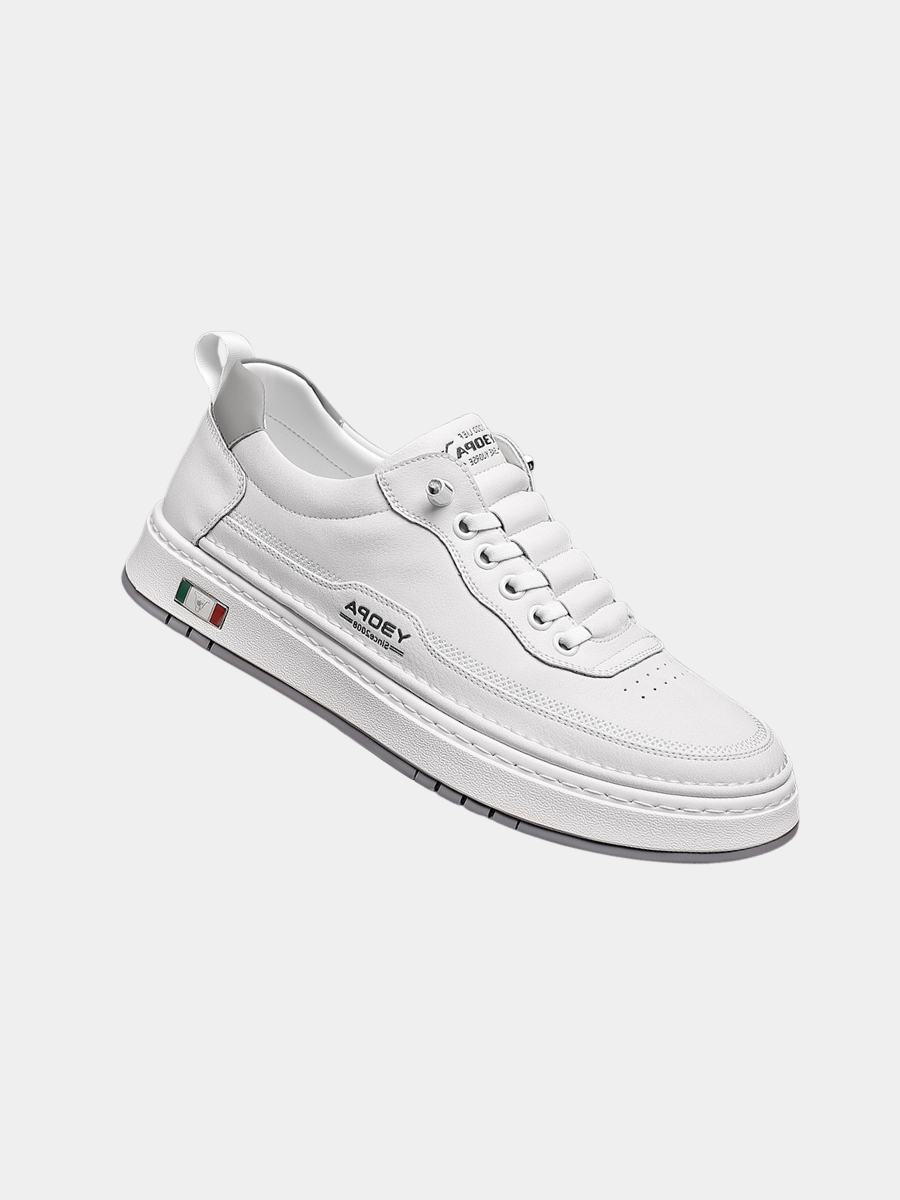 Sneakers en cuir texturé pour homme à silhouette élégante et semelle amortissante