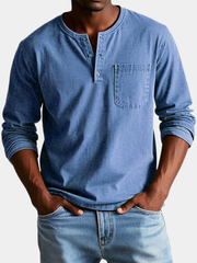 Chemise homme vintage à coupe décontractée, lignes épurées et boutons discrets