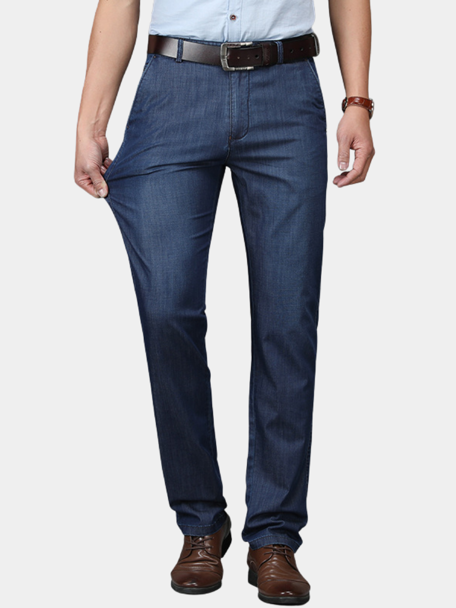 Jean en denim extensible à coupe droite pour homme en bleu