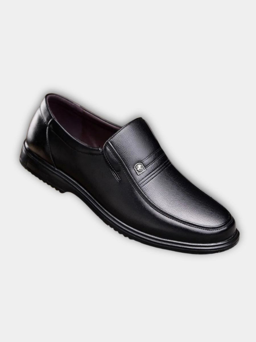 Mocassins en cuir véritable pour homme à enfiler, finition semi-brillante, coloris noir et marron