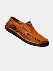 Mocassins en cuir pour homme à la finition polie, disponibles en marron et noir