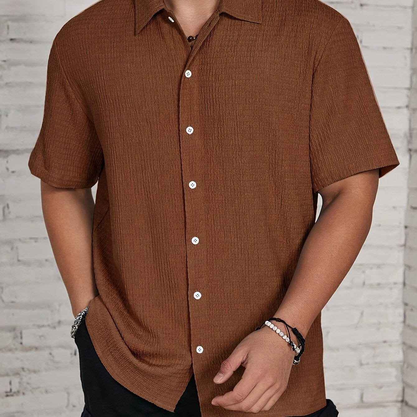 Chemise de printemps pour homme à col classique en tissu léger uni