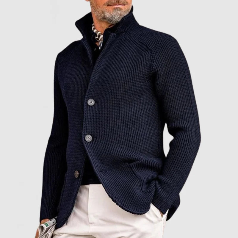 Cardigan en maille boutonné pour homme à coupe ajustée, style intemporel
