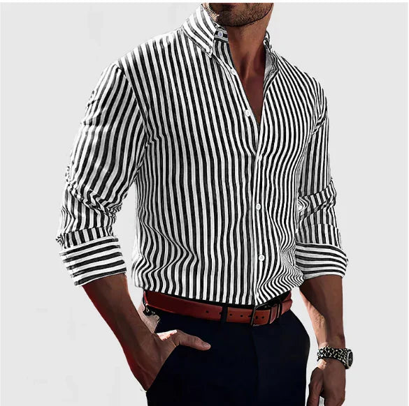 Chemise homme à rayures verticales de coupe ajustée