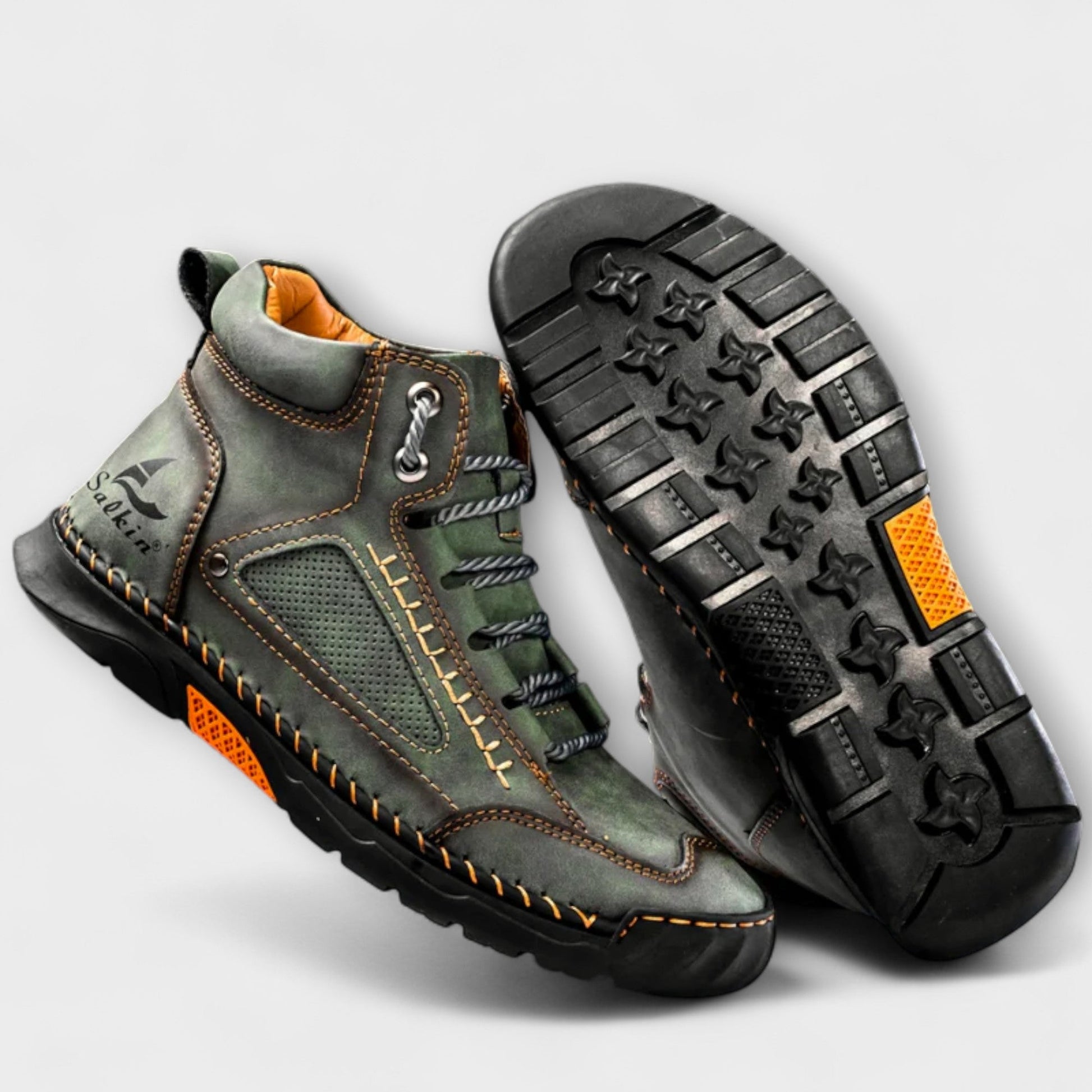 Bottes en cuir souple pour homme aux coutures soignées et à la semelle renforcée