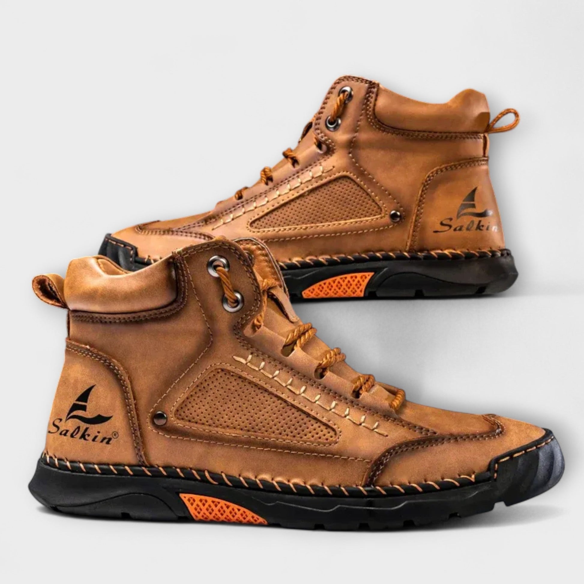 Bottes en cuir souple pour homme aux coutures soignées et à la semelle renforcée