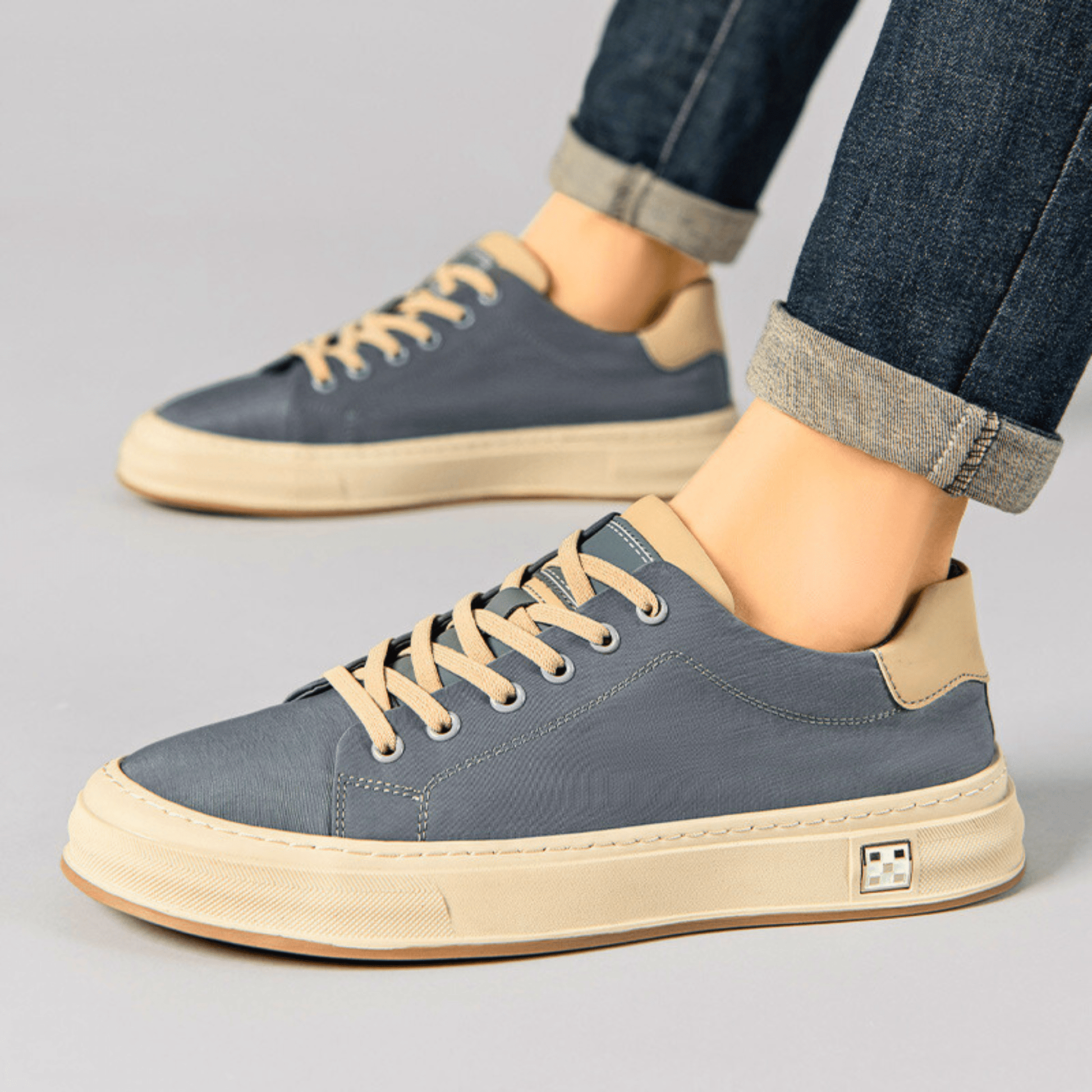 Baskets en toile à profil bas pour homme, coloris brume océanique et noir obsidienne
