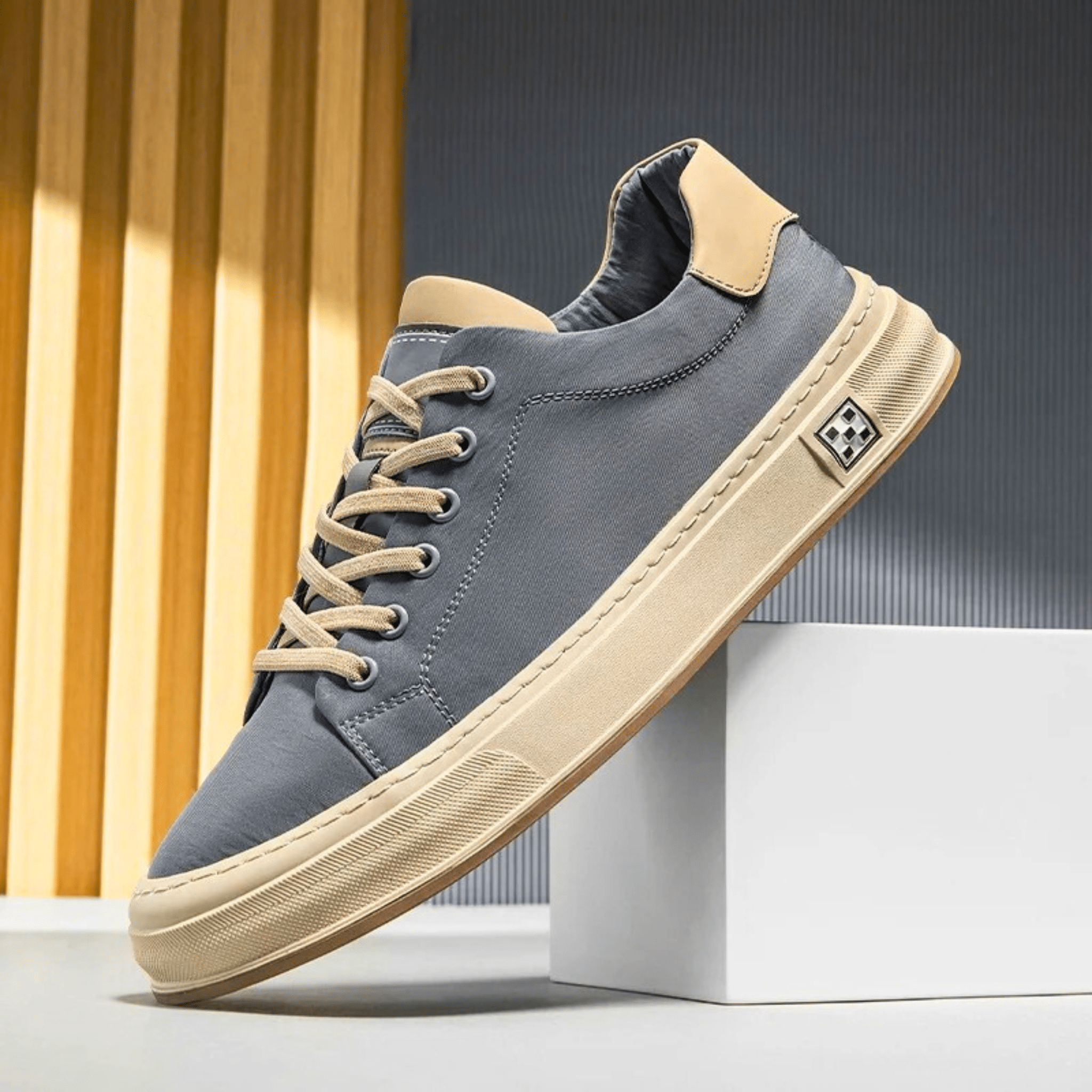 Baskets en toile à profil bas pour homme, coloris brume océanique et noir obsidienne