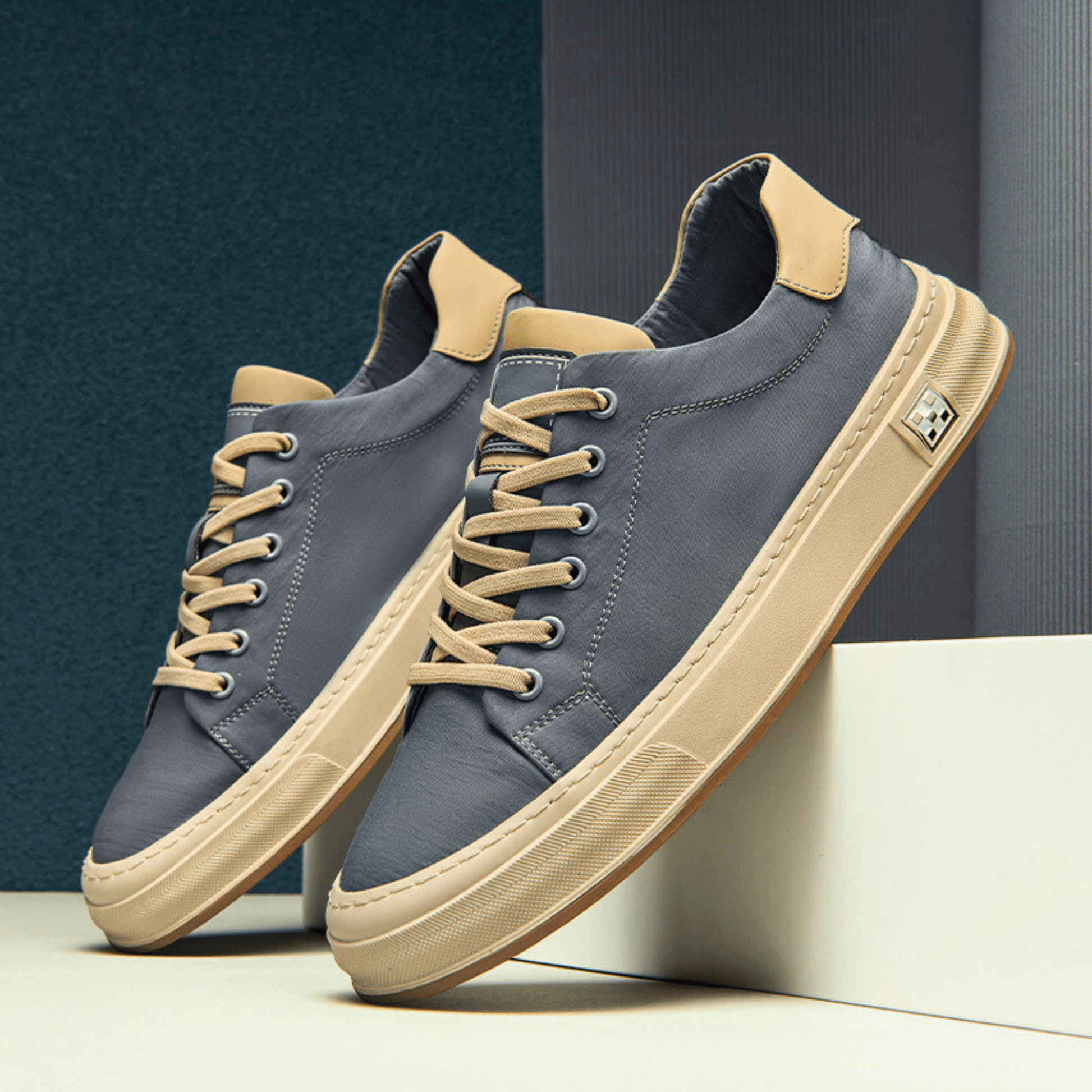 Baskets en toile à profil bas pour homme, coloris brume océanique et noir obsidienne