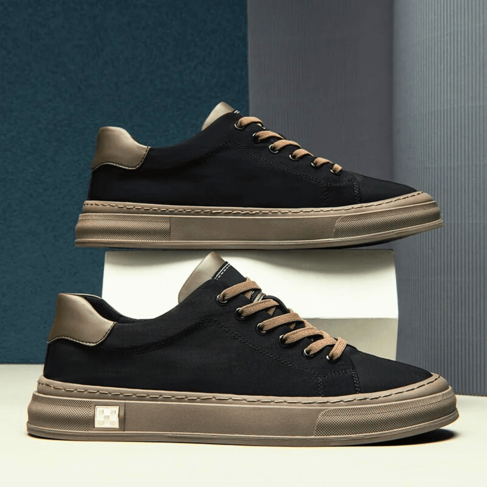Baskets en toile à profil bas pour homme, coloris brume océanique et noir obsidienne