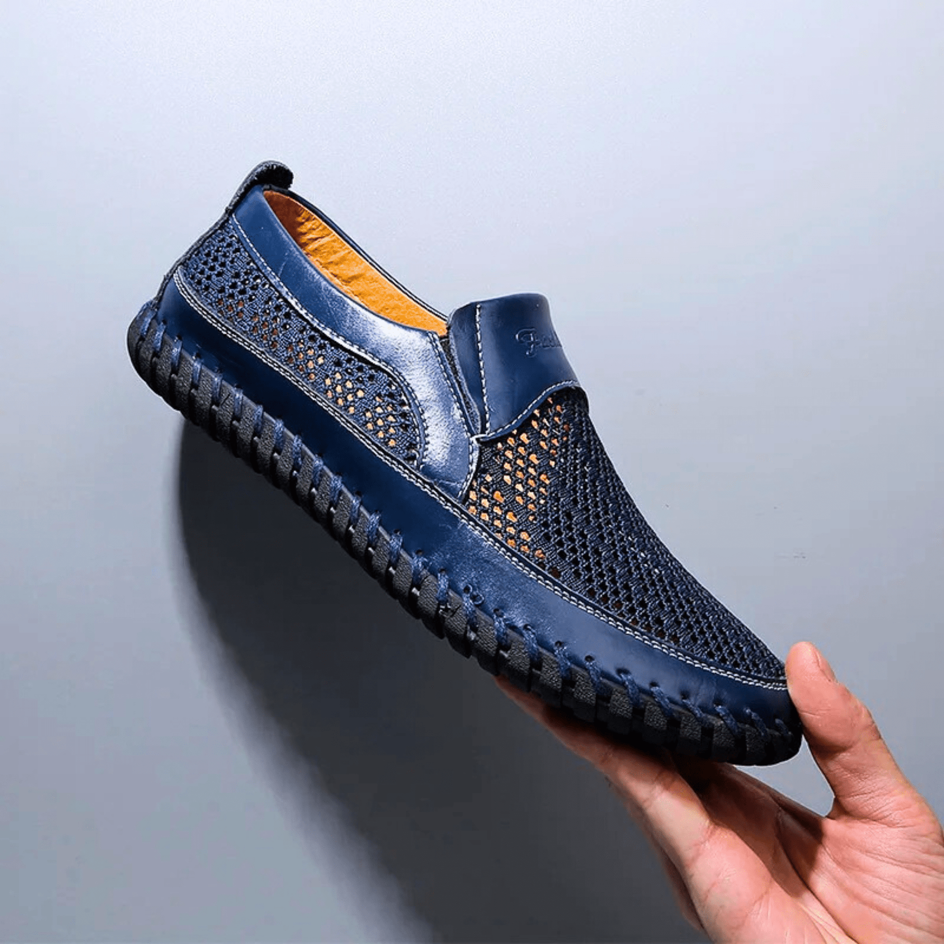 Chaussures à enfiler texturées pour homme à la silhouette équilibrée