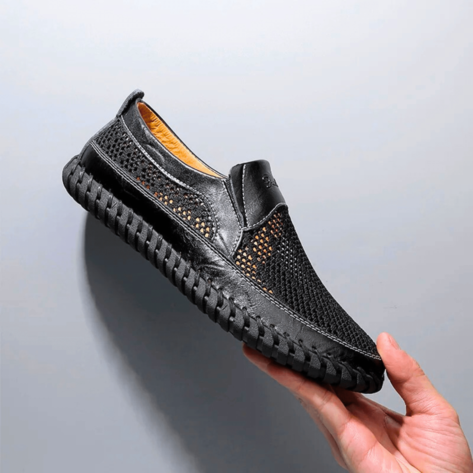 Chaussures à enfiler texturées pour homme à la silhouette équilibrée